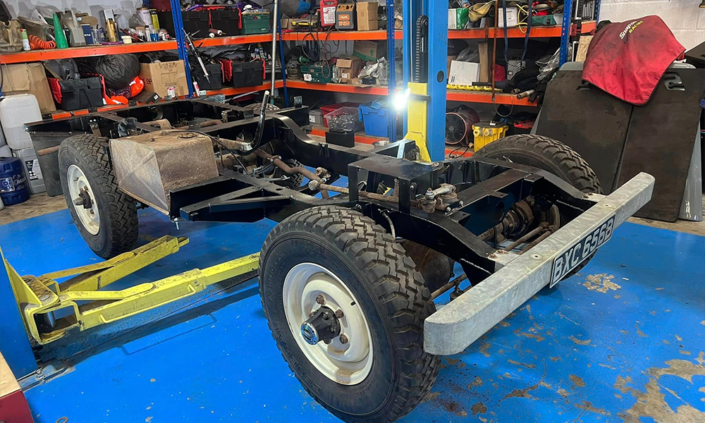 Land Rover clutch components undergoing repair and maintenance at Bentley Auto Centre