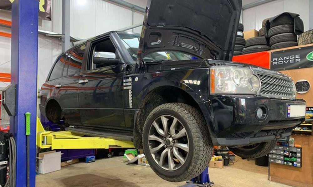 Range Rover undergoing repair and maintenance at Bentley Auto Centre